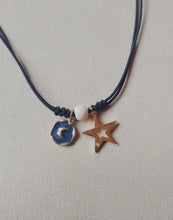 Cargar imagen en el visor de la galería, Collar Stars Negro